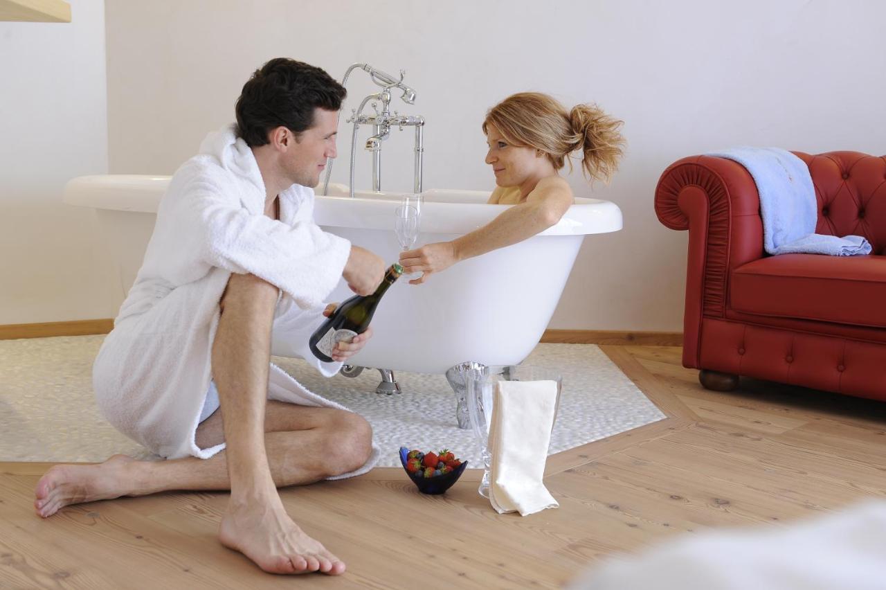 Hotel Belvedere Wellness & Family バゼルガ・ディ・ピネ エクステリア 写真